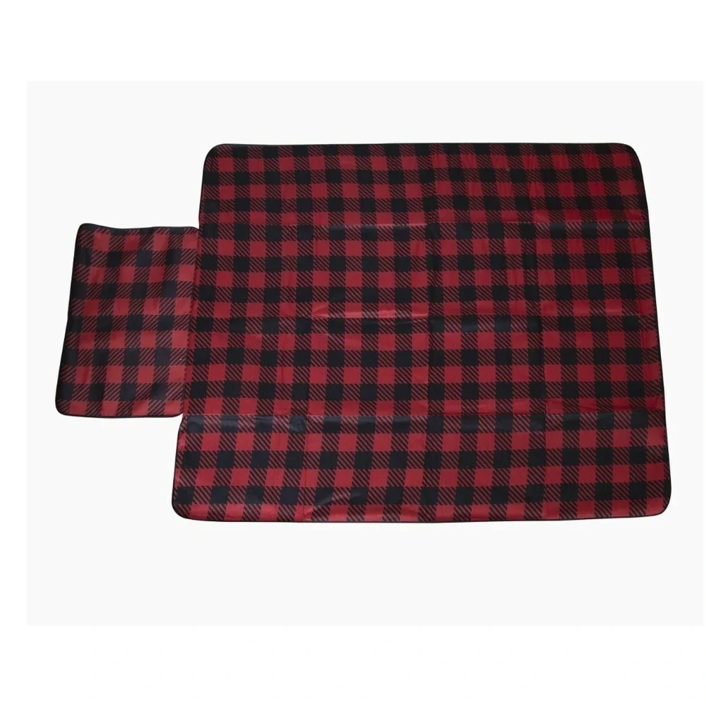 Hammer‎ + Axe Water Resistant Padded Mat, Zip Up Travel Blanket 4.5 x 5.5 foot